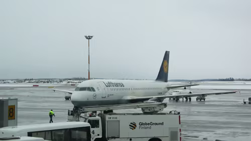 Flughafen Flughafen Helsinki-Vantaa