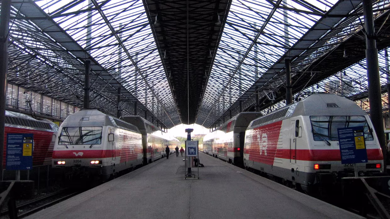 Zusammenfassung 2004/03 Karte – Reiseroute 2004 ∑ Hahnstätten – FRA – – – Helsinki # Helsinki – – Turku – – Helsinki # Helsinki – – Heureka – –...