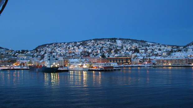 20.11.2004 Harstad – Skjervøy Karte – Reiseroute Sa 20.11.2004 Harstad – – Skjervøy Unterkunft Unterkunft Aktuelle Wetteraussichten vv_Harstad...
