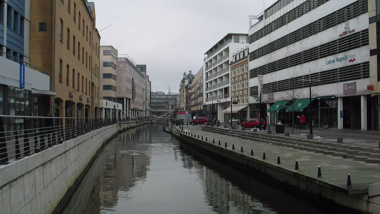 20.02.2005 So 20.02.2005 Århus – Aalborg