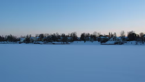 Umeå Zugefrorerer Hafenteil in Umeå