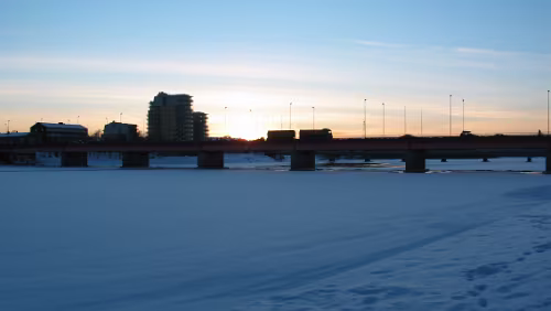 Umeå Zugefrorerer Hafenteil in Umeå