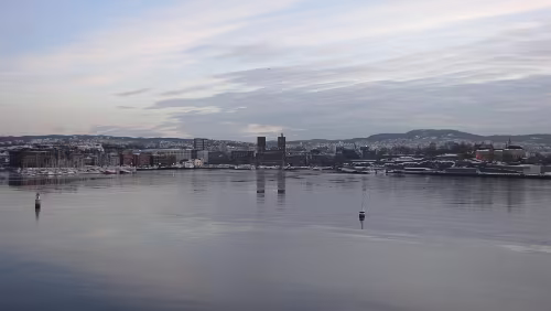 Oslo – Ålesund Das Rathaus im Mittelpunkt