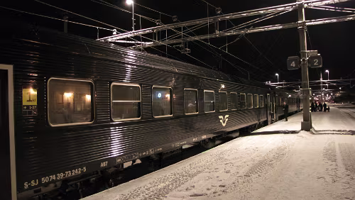 Bergen – Stockholm C 1. Klasseabteil im Zug 648 nach Stockholm, in Kongsvinger stasjon