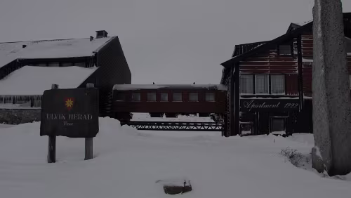 Oslo S – Bergen Origineller Weg zwischen zwei Häusern