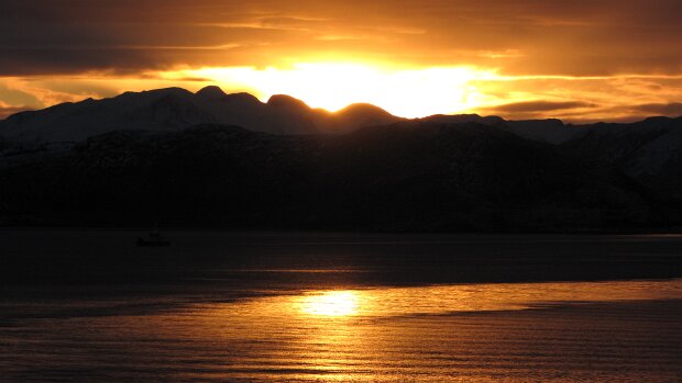 09.12.2011 Bergen – Ålesund –   – Åndalsnes –   – Trondheim