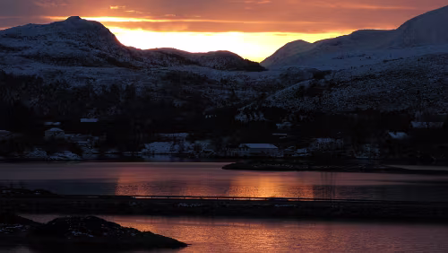 Bergen – Trondheim Sonnenaufgang bei Torvik