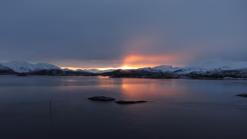 Bergen – Trondheim Sonnenaufgang bei Torvik