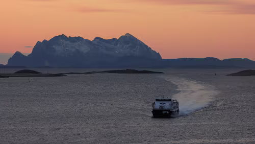 Trondheim – Bodø – Svolvær Vermutlich Teile der Insel Sandhornøya