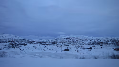 Narvik – Boden C Die Bahnstrecke und die E10 berühren sich fast