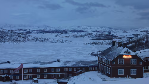 Narvik – Boden C Station Riksgränsen, erster Bahnhof in Schweden