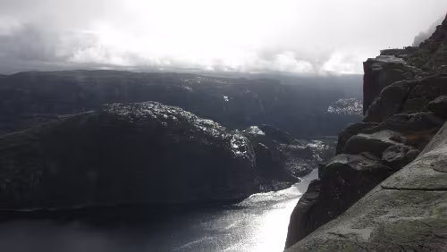 Preikestolen Der Lysefjorden in Sicht und der Preikestolen ebenfalls