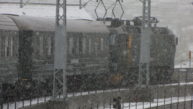 20.09.2012 Fotlandsvåg – Flåm –   – Flåmsbana –   Karte – Reiseroute Do 20.09.2012 Fotlandsvåg – Flåm – – Flåmsbana – – Hosanger – Osterøybrua – [E16] Dale – Vossavangen...