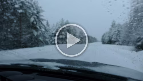 Kristinehamn – Östersund So soll es sein, Schnee ohne Ende und eine schöne geschlossene Schneedecke auf der Straße