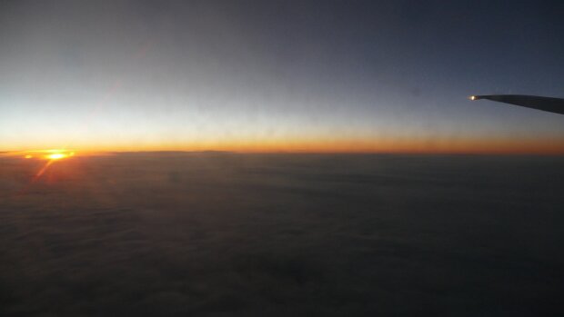 05.02.2015 Tromsø – – – Longyearbyen Karte – Reiseroute Do 05.02.2015 Tromsø – – – Long&shy;year&shy;byen Unterkunft Unterkunft Aktuelle Wetteraussichten...