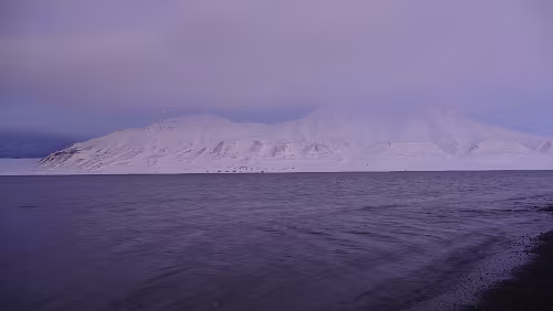 Longyearbyen Der Adventfjorden, eisfrei