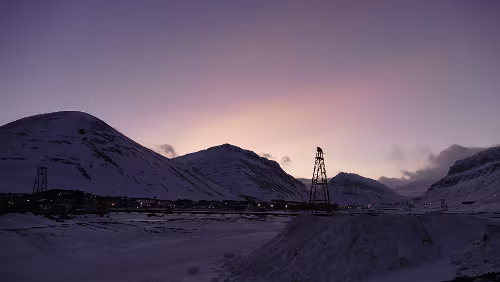 Longyearbyen – Tromsø Ein kurzer Moment freie Sicht in Richtung Süd-Osten