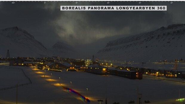 WebCams WebCams in Svalbard, alle Bilder wurden um 12:00 erstellt, bis auf wenige Ausnahmen.