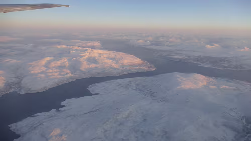 Tromsø – Longyearbyen Letzte Blicke auf norwegisches Festland