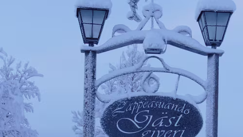 Puoltikasvaara – Tromsø Neben der Unterkunft hat es auch ein Restaurant