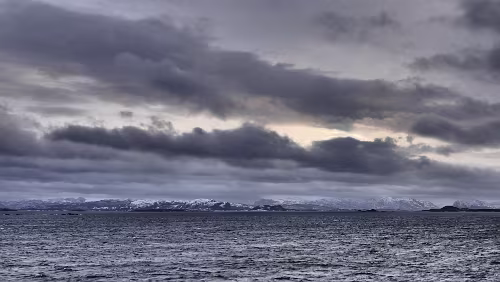 Bergen – Haugesund Immer in Sichtweite der Küste und vorgelagerter Inseln