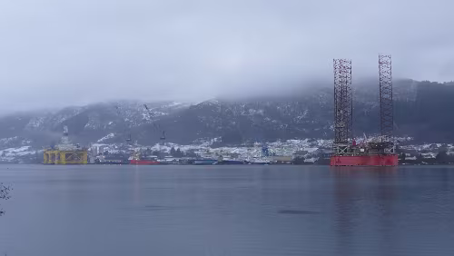 Haugesund – Haukeli Ølensvåg (også brukt Ølsvågen) er et tettsted i Vindafjord kommune i Rogaland. Tettstedet har 427 innbyggere per 1. januar 2018, og ligger i Ølsvågen, som er...