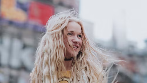 PolarJazz 2019 Fredag 1. februar | 22:00 | Sol Heilo | Kulturhuset Musiker, låtskriver, multi-instrumentalist, arrangør og klesdesigner. Hittil kanskje best kjent som vokalist...