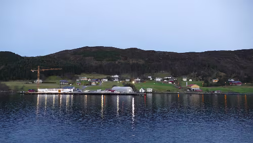 Ålesund – Trondheim Anlauf von Torvik