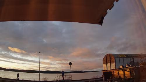 Kurios Die Besucher.