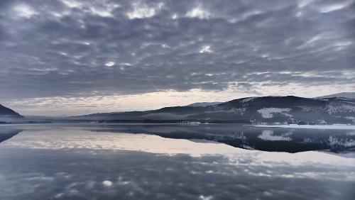 Innhavet – Mosjøen An einem Rastplatz am Finneidfjord.