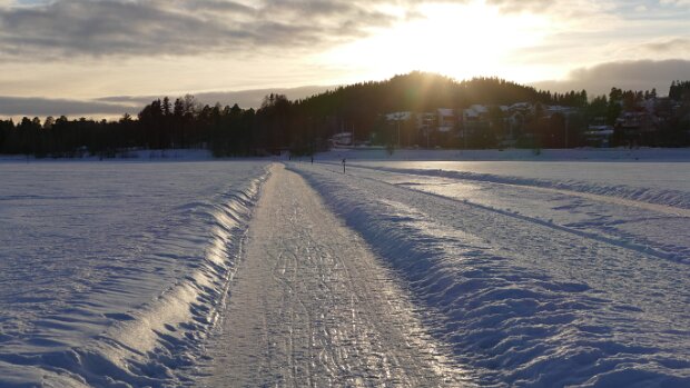 03.03.2022 Sunne – Östersund Karte – Reiseroute Do 03.03.2022 Sunne – Östersund, 6 Std. 36 Min. (491 km) Unterkunft Unterkunft Aktuelle...