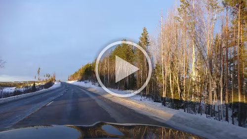 Sunne – Östersund Die Sonne geht langsam unter.