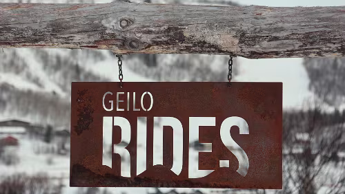 Geilo GEILO: EN SYKKELPERLE I HØYDEN . Es geht hier nicht um Pferde, sondern um Fahrräder.