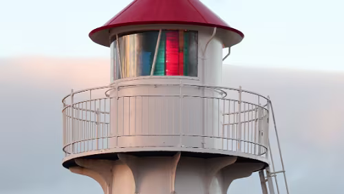 Tórshavn Der Leuchtturm auf Skansin.
