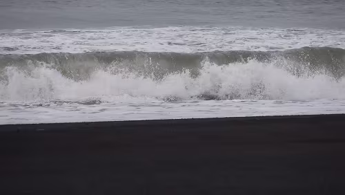Vík í Mýrdal Am schwarzen Strand vom Vík í Mýrdal.