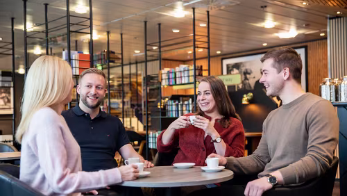 Undirhúsið Menschen