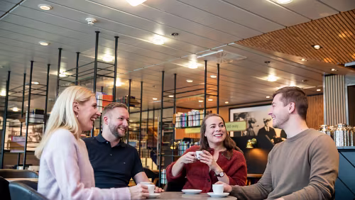 Undirhúsið Menschen