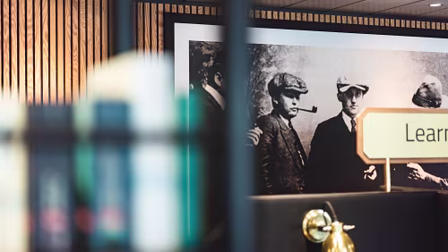 Undirhúsið Menschen