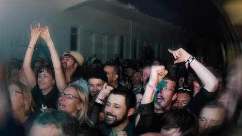 03.11.2022 amyl--the-sniffers--art-museum