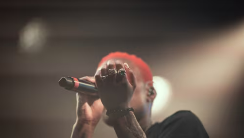 05.11.2022 arlo-parks--art-museum