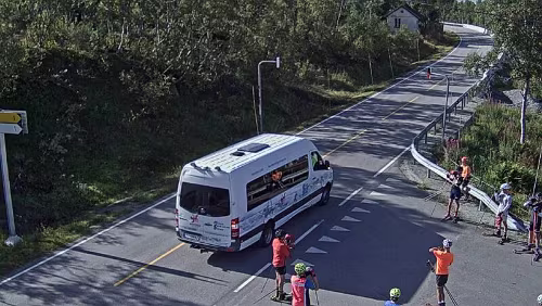 [Rv9] Der nächste Winter kommt bestimmt, hier wird schon mal auf Asphalt trainiert.