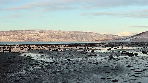 Tromsø – Skarberget – – Bognes – Bodø An der [E6] in Håkvik. Panorama
