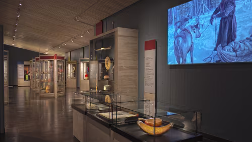 Ájtte Svenskt Fjäll- och Samemuseum Utställningen Duodje- Samiskt hantverk. Foto: Jan Gustavsson.