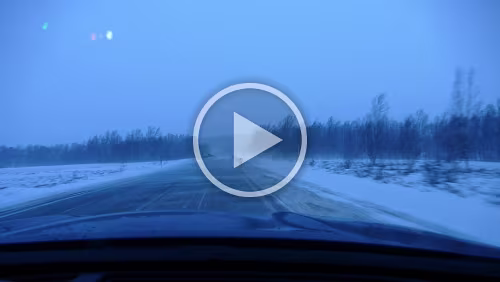 Tromsø – Skarberget – – Bognes – Bodø Auf dem Weg nach Fauske, es stürmt. Auf dem Weg heraus aus Fauske, es stürmt noch mehr. Das hatte ich nicht erwartet.