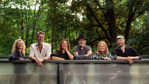 PUST Vokalensemblet PUST kommer til Polarjazz igjen! PUST byr på magiske og stemningsfulle konserter, med stemmelek og personlighet i sine låter, og sekstetten viser...