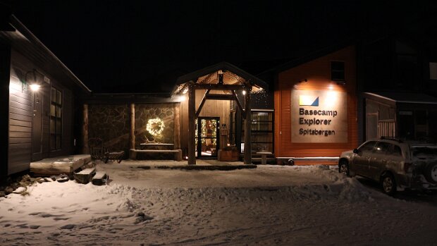 29.11.2025 Longyearbyen – Nordlysjakt med elektrisk snøscooter