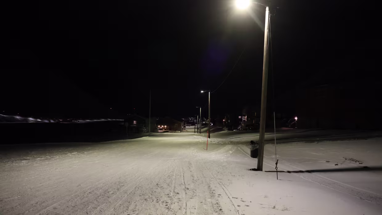 30.11.2025 Longyearbyen – En historisk vandring i Adventdalen Karte – Reiseroute So 30.11.2025 Longyearbyen Unterkunft Unterkunft Aktuelle Wetteraussichten vv_Longyearbyen...