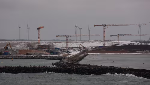 Hahnstätten – Puttgarden – – Rødby – Helsingør Die Baustelle für den Tunnel ist noch nicht sehr viel weiter gekommen.