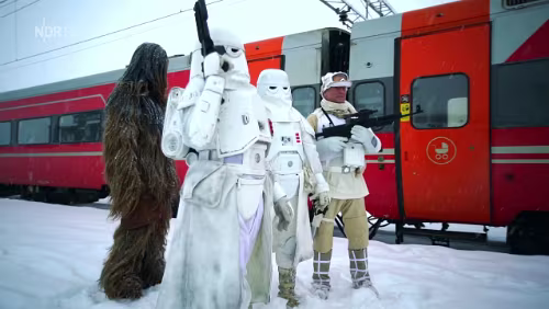 NDR | Vom Fjell zu den Fjorden - Mit dem Zug durch Norwegens Winter Finse stasjon