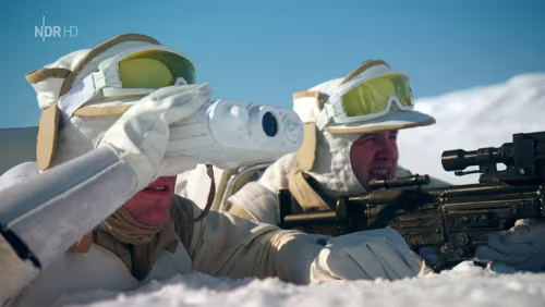 NDR | Vom Fjell zu den Fjorden - Mit dem Zug durch Norwegens Winter Finse stasjon
